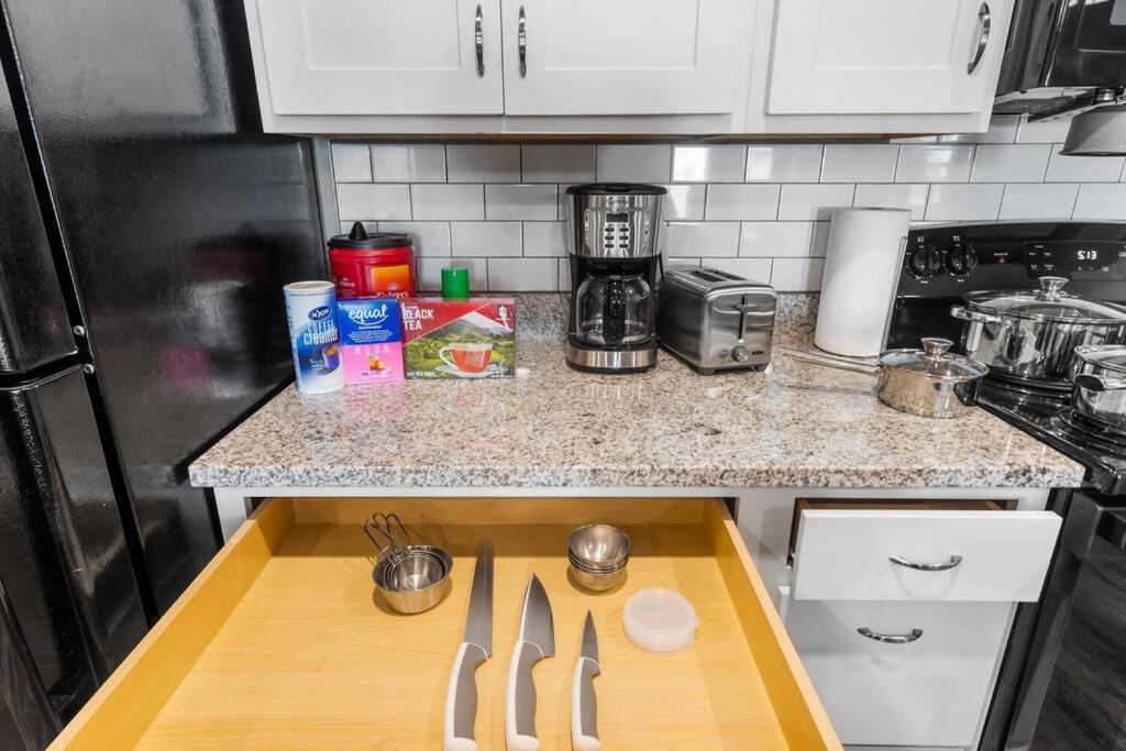 מלבורן Elegant 2 Bedroom/2 Bath Condo With All Amenities מראה חיצוני תמונה
